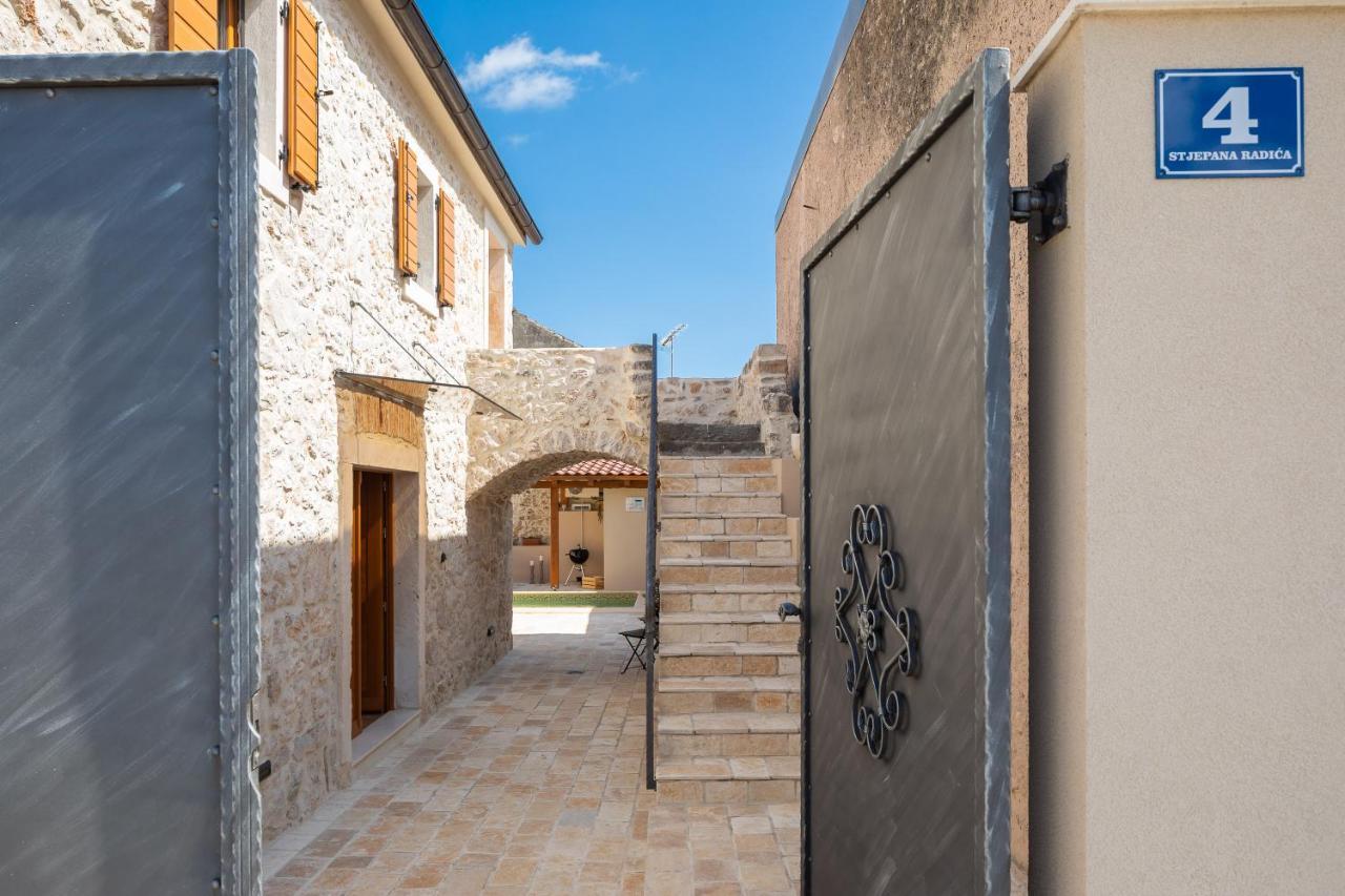 Villa Kameni Dvori Sveti Filip i Jakov Bagian luar foto