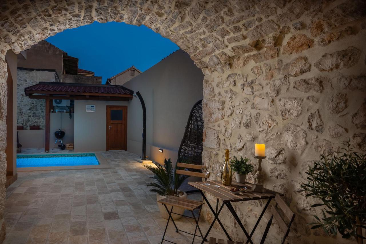 Villa Kameni Dvori Sveti Filip i Jakov Bagian luar foto